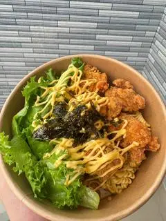 Hình ảnh Mì trộn Gà Giòn