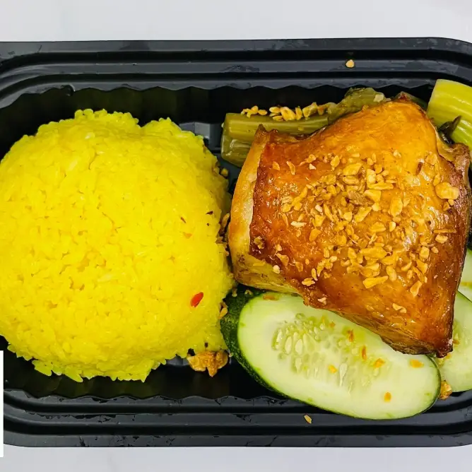 Hình ảnh Cơm Gà Xối Mắm Tỏi (Nhỏ)