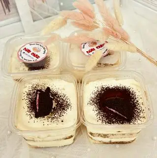 Hình ảnh Tiramisu socola hũ vuông