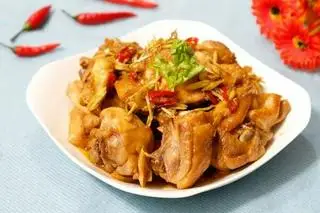 Hình ảnh Cơm gà kho sả ớt
