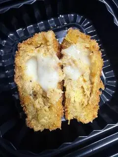 Hình ảnh Bánh Gà Phô Mai ( 3 cái )