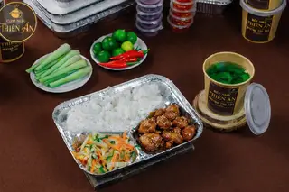 Hình ảnh Cơm sườn non rim
