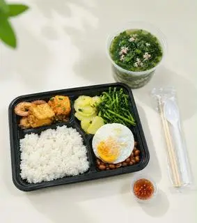 Hình ảnh Cơm đậu nhồi thịt sốt cà chua - tôm