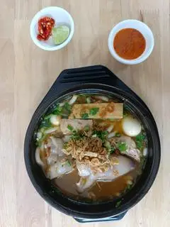Hình ảnh BÁNH CANH GIÒ HEO 