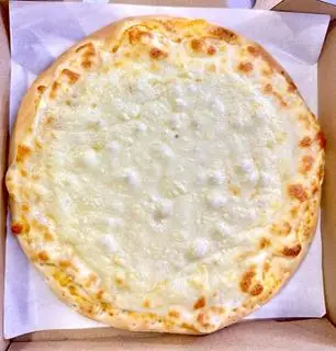 Hình ảnh Pizza Phô mai Mozzarella