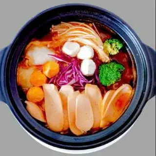 Hình ảnh Mì cay xúc xích - cá viên