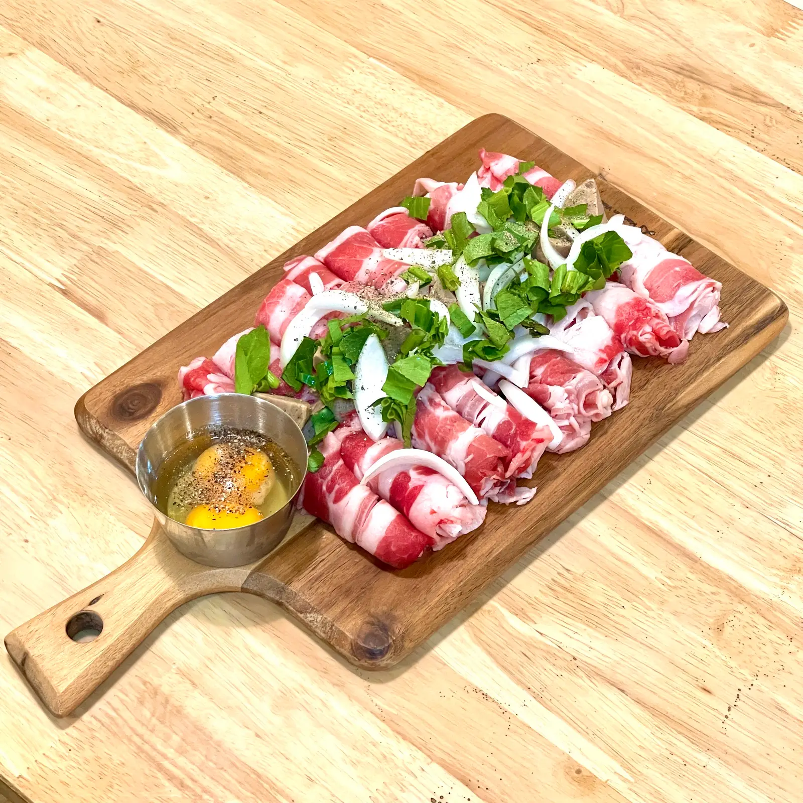 Hình ảnh Lẩu tái bò viên