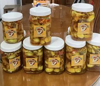 Hình ảnh Chân gà tắm Sả Tắc