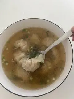 Hình ảnh Hoành thánh thịt heo mix nấm đông cô 7 cái