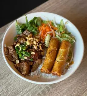 Hình ảnh Bún thịt nướng chả giò
