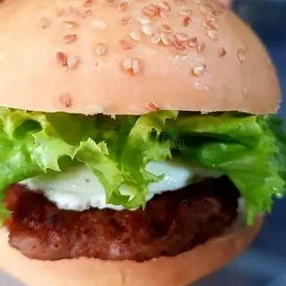 Hình ảnh Hamburger bò miếng + trứng