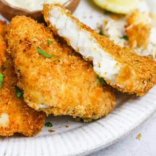 Hình ảnh Cơm cá basa phile chiên sả