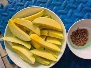 Hình ảnh Xoài hạt lép an giang 350gr