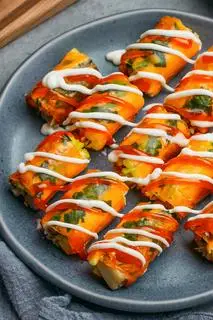 Hình ảnh Bánh Tráng Đỏ Cuộn Top Mỡ