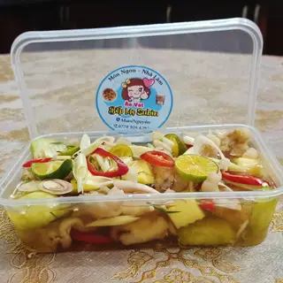 Hình ảnh Chân gà ngâm sả tắc - Hộp 400g