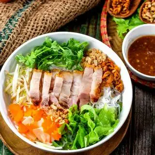 Hình ảnh Bún mắm nêm heo quay
