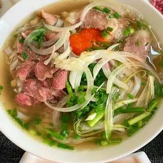 Hình ảnh Phở tái chín