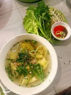 Hình ảnh hoành thánh tôm thịt