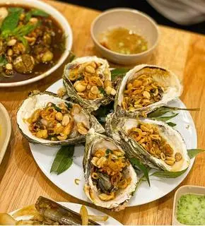 Hình ảnh Hàu sữa nướng mỡ hành sai lớn 5 con