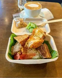 Hình ảnh Xôi đặc biệt ốp lòng đào
