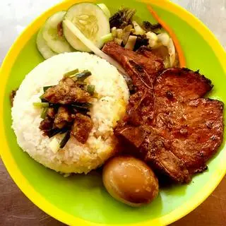 Hình ảnh Cơm Tấm Sườn Trứng Kho