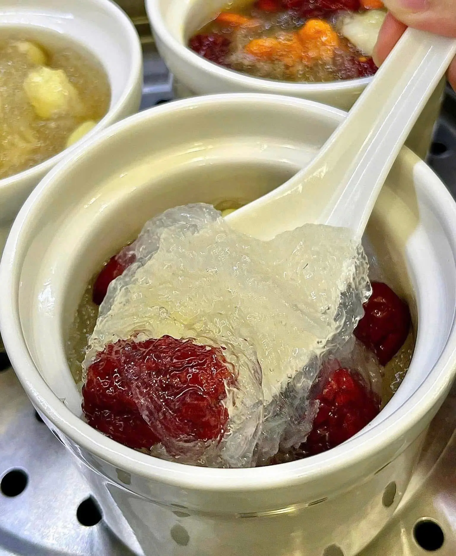 Hình ảnh Thố yến chưng nóng tuỳ chọn topping