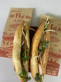 Hình ảnh Bánh Mì Ốp La 2 Trứng (có ớt)