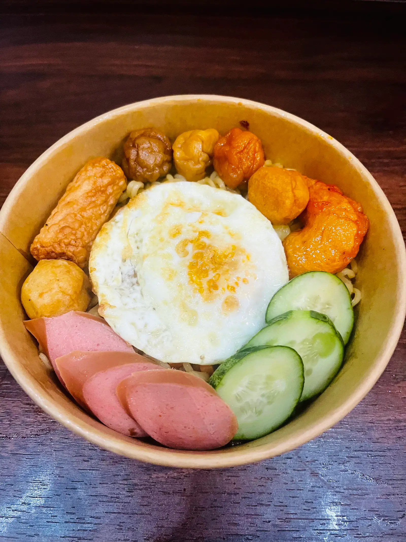 Hình ảnh mỳ trộn full topping  (sốt đặc biệt)