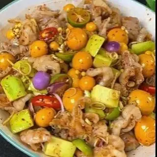 Hình ảnh combo 2 phần chân gà sốt thái Trứng Non size vừa tặng coca ly đá 