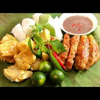 Hình ảnh Bún đậu chả cốm