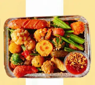 Hình ảnh Combo cá viên chiên sốt mắm tỏi nhỏ - Tặng 1 ly Coca
