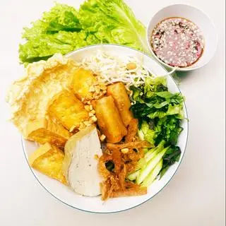 Hình ảnh Bún Nước Tương Chay Đặc Biệt
