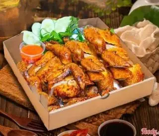 Hình ảnh Gà nướng ngũ vị+cơm lam+bánh bao
