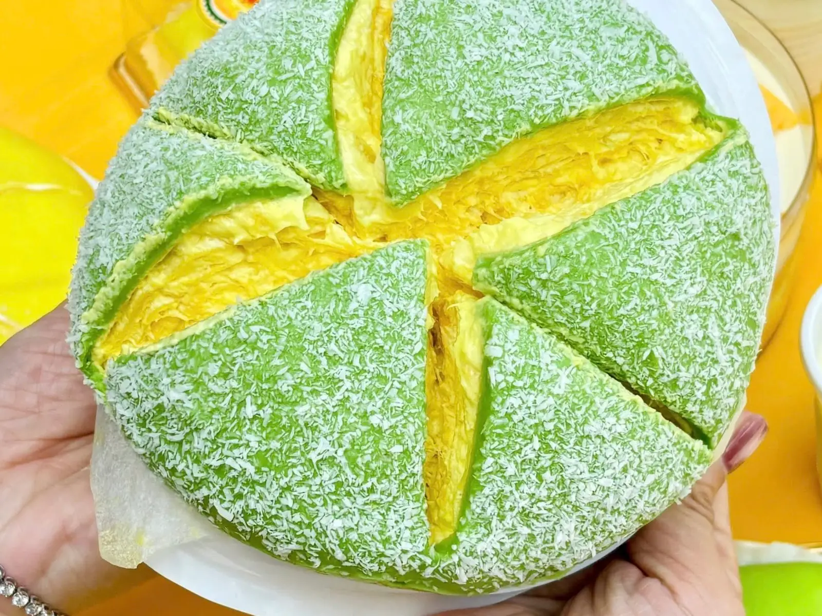 Hình ảnh CREPE SẦU RIÊNG VỊ PHÚ SỸ DỨA 14CM