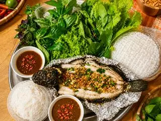 Hình ảnh Cá lóc nướng muối tuyết thơm ngon con vừa hơn 1kg 
