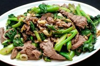 Hình ảnh Bò + rau