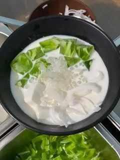 Hình ảnh Chè dừa dầm