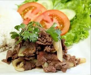 Hình ảnh Cơm trắng - bò xào