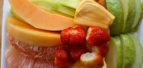 Hình ảnh Chị Phương - Trái Cây & Sinh Tố - Quang Trung