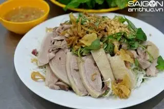 Hình ảnh gỏi vịt nguyên con 