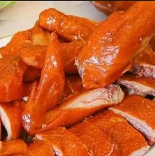 Hình ảnh gà hun khói 1/2 con