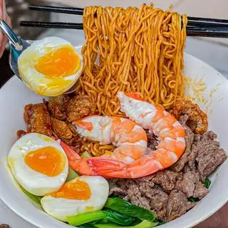Hình ảnh MÌ TRỘN TRỨNG LÒNG ĐÀO + THỊT BÒ