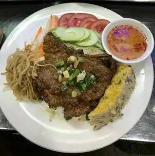 Hình ảnh Cơm sườn - bì - chả