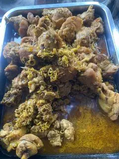 Hình ảnh gà kho xả 
