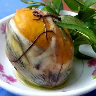 Hình ảnh Trứng vịt lộn