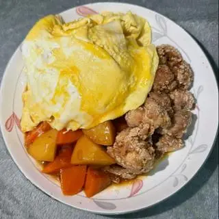 Hình ảnh Cơm Cari Karaage & Trứng