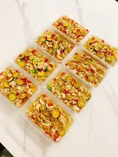 Hình ảnh Chân gà rút xương sả tắc