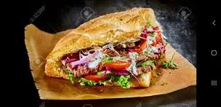 Hình ảnh Kebab Gà rán trứng opla