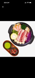 Hình ảnh Combo: 1 Mì Bò Ba Chỉ + 1 Nước Ngọt