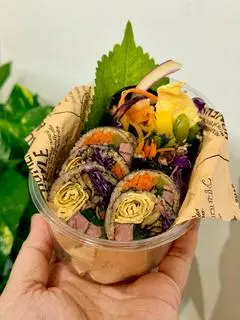 Hình ảnh KimBap Bò Tiêu Nấm 1/2